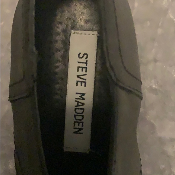 Shoes - Picture 4 of 4